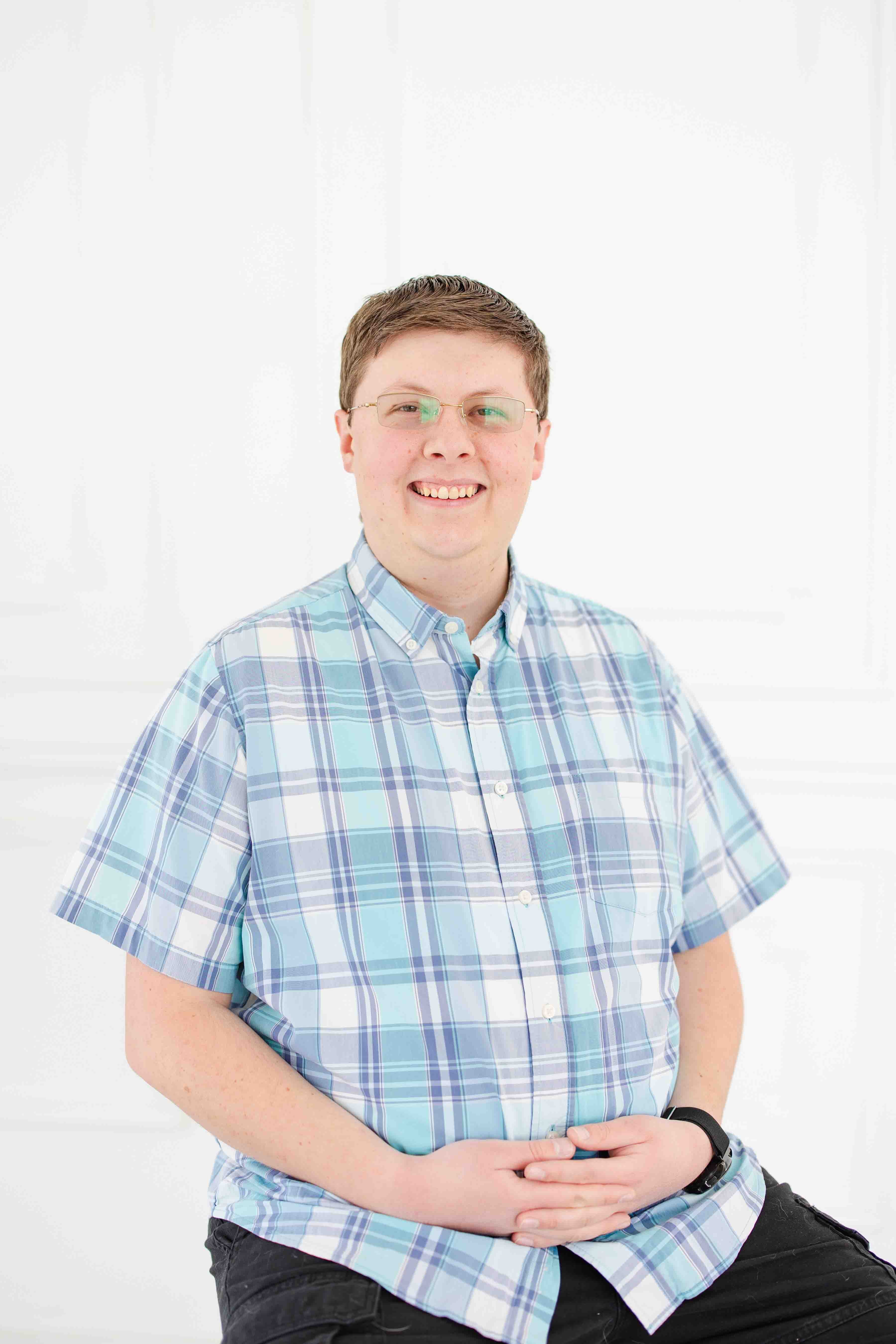 2025.11.22 - Nesters_Family-67 REDUCED SIZE